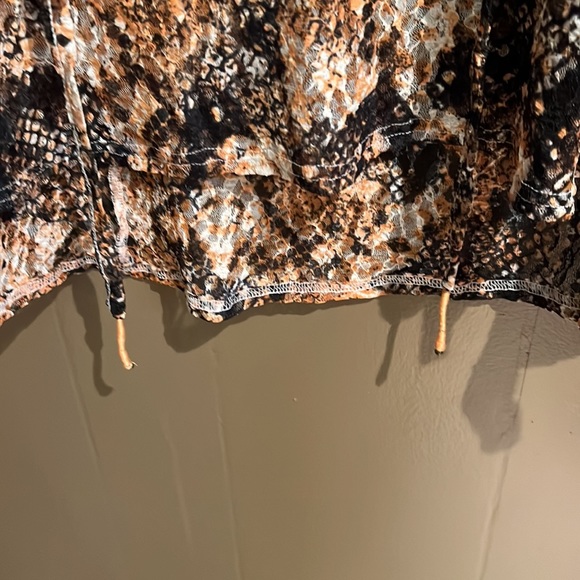 Free People Out for the Night Sheer Tunic Blouse in Snake Combo Sz L - Picture 4 of 8